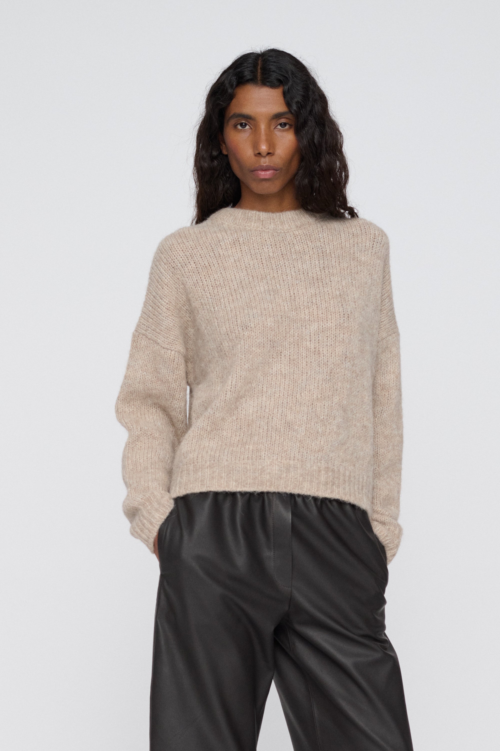 Sweter Moon