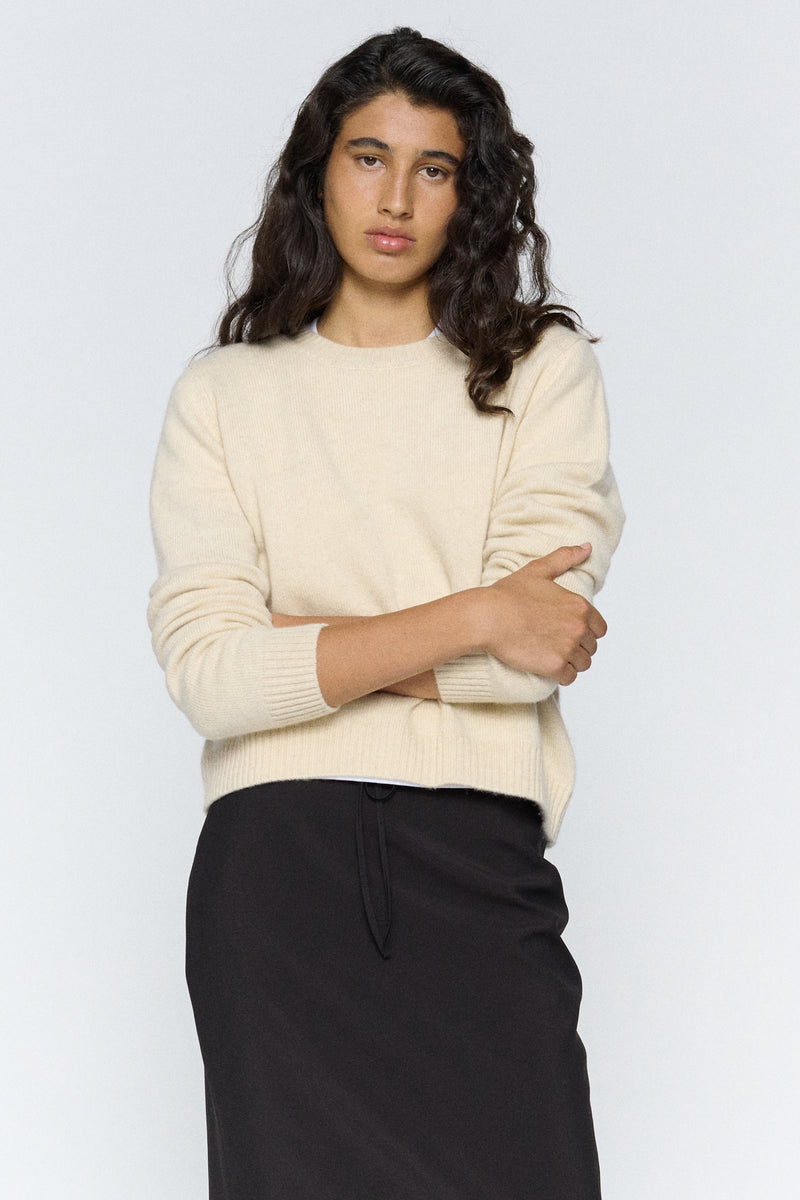 Sweter Classic 02