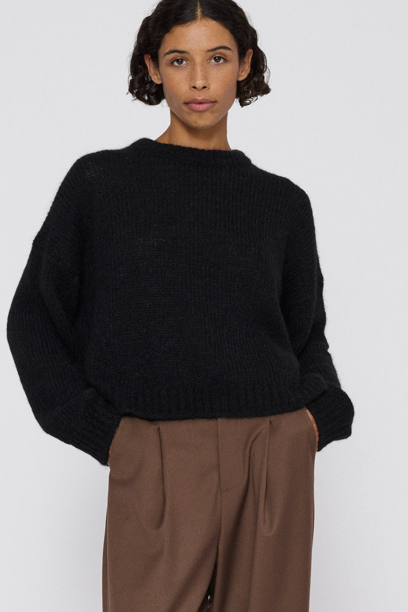 Sweter Moon